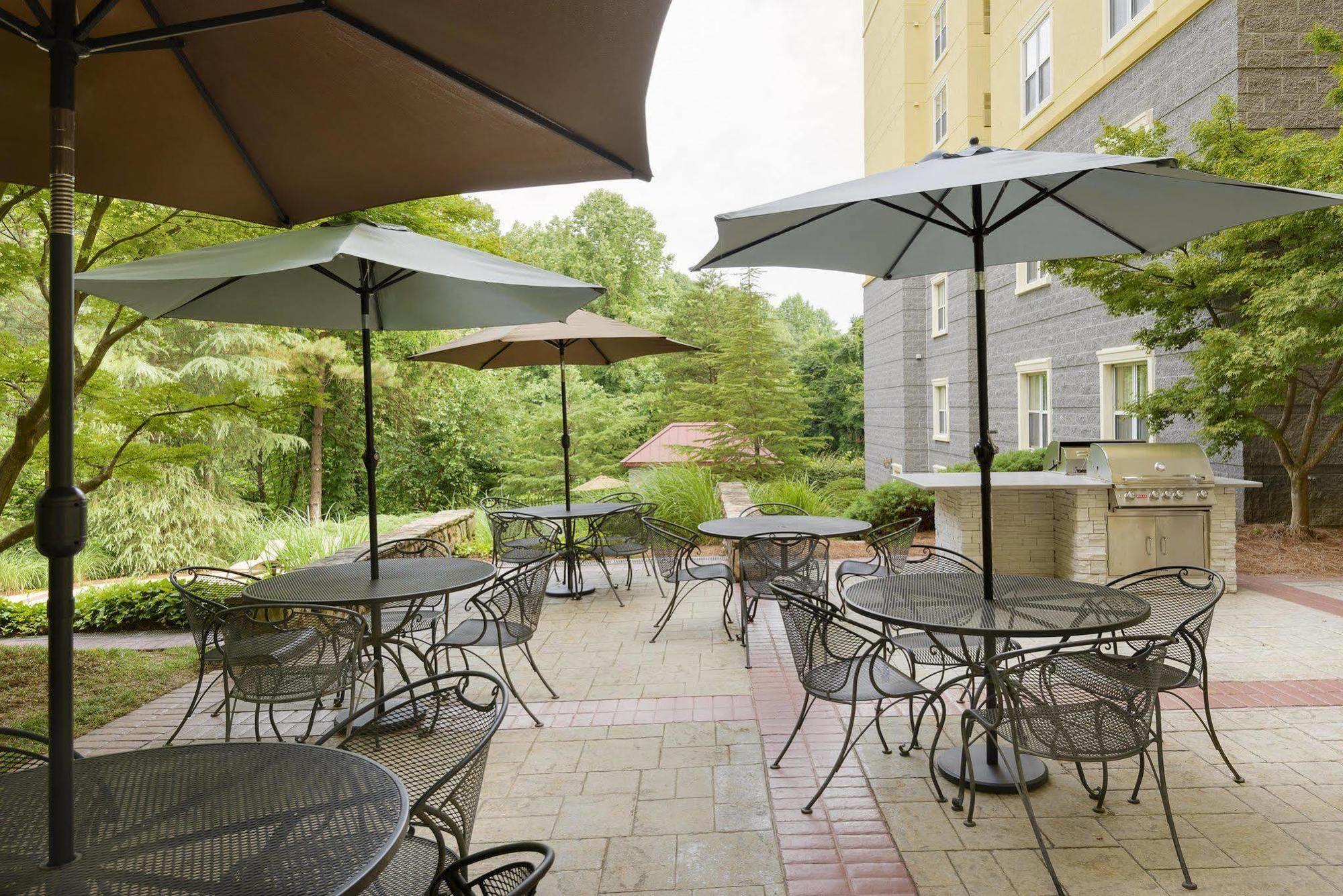 Fairfield Inn & Suites Raleigh Crabtree Valley Exterior photo